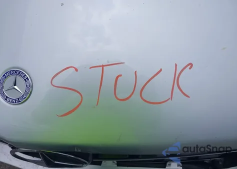 2013 Mercedes-Benz Ml 350 z USA, uszkodzony, nr VIN 4JGDA5JB8DA230487